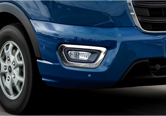 Valojen kromiosat pakettiautoihin