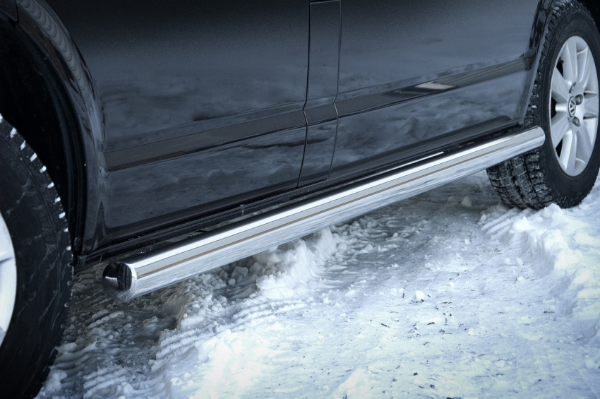 Kuvassa Kylkiputket VW Transporter T5/T6 Lyhyt akseliväli (SWB)