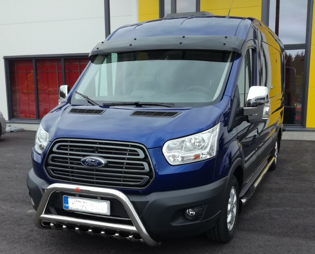 Aurinkolipat pakettiautoihin