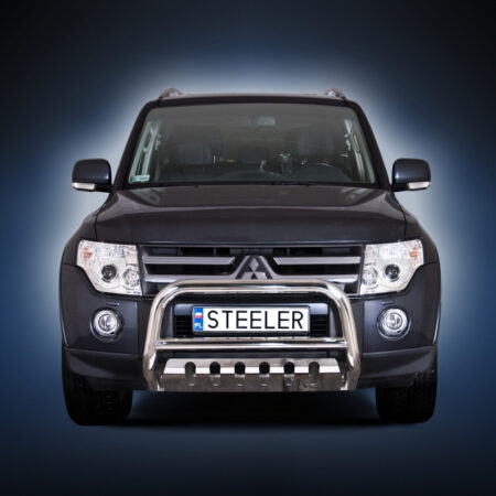Kuvassa STEELER Lisävaloteline Mitsubishi Pajero 2007-