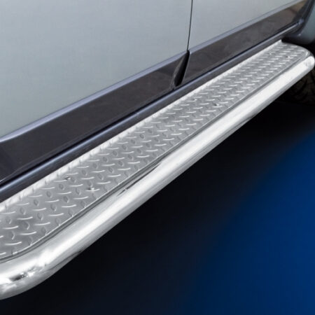 Kuvassa Astinlaudat Ford Ranger 2012-