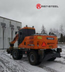 Kuvassa Lisävaloteline taakse / peräpuntin päälle Doosan DX160W