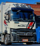 Kuvassa Lisävaloteline maskiin V2.0 Renault T-sarja