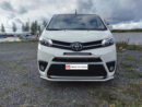 Kuvassa Pieni lisävaloteline Toyota Proace 2016-