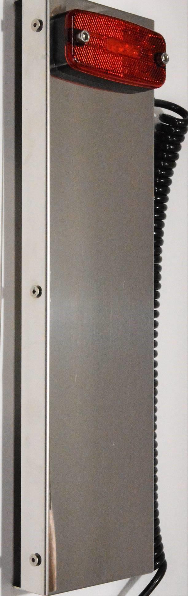 Ylileveän kuljetuksen valo, eteenpäin - Image 2