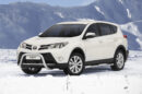 Kuvassa STEELER Lisävaloteline Toyota Rav4 2013-2016