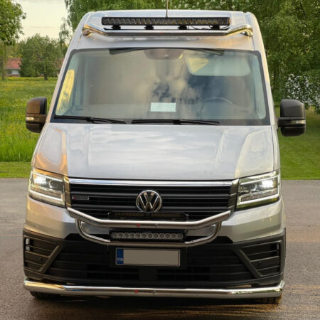 Kuvassa Lisävaloteline VW Crafter 2017-