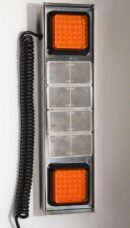 Kuvassa Ylileveän kuljetuksen valo, eteenpäin