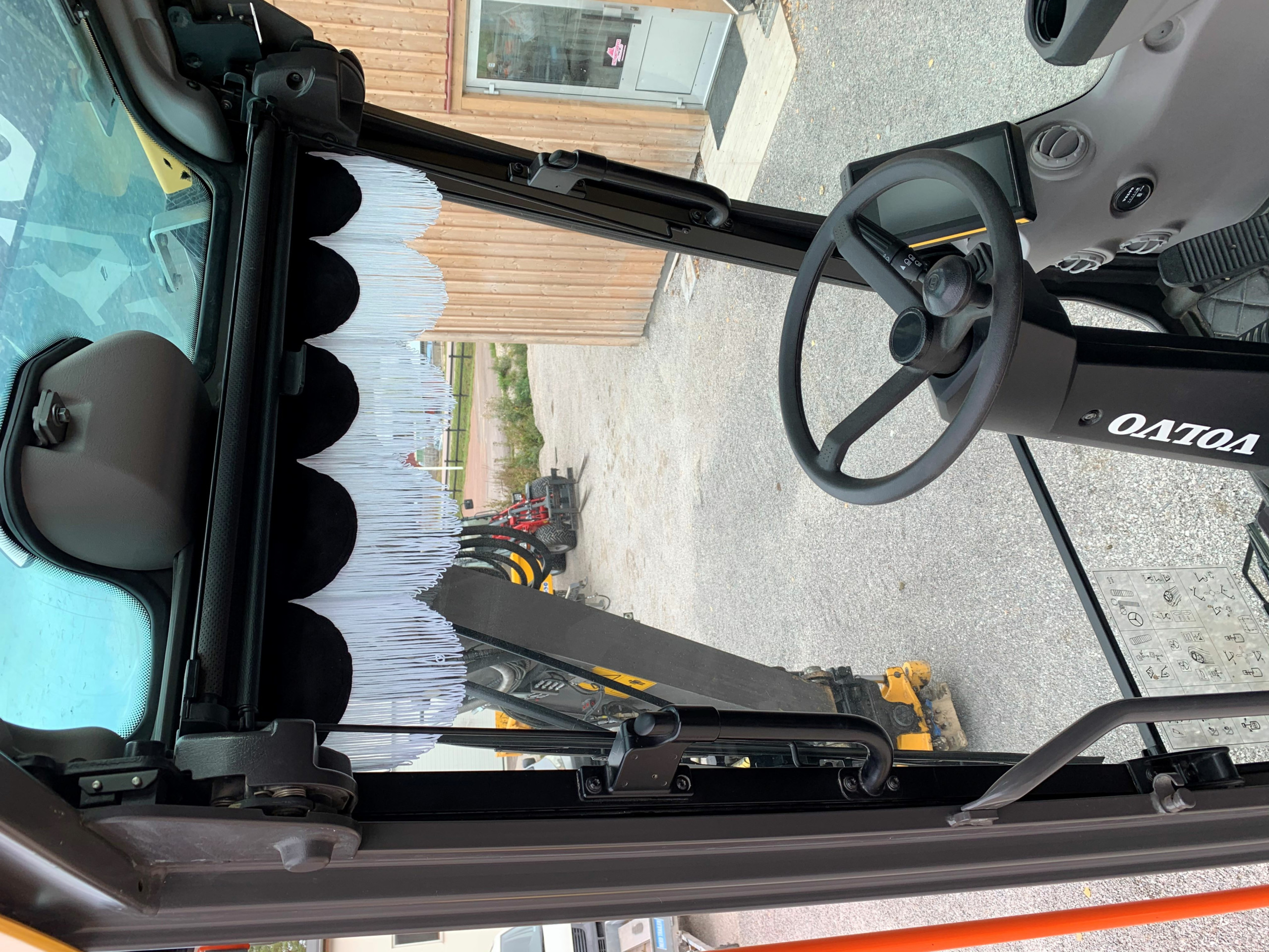 Universal verhokappa hapsuilla kaivinkoneisiin - Image 4