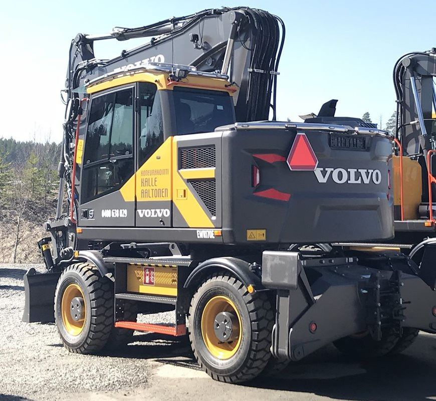Valoteline taakse/peräpuntin päälle Volvo EWR 170 EL - Image 2