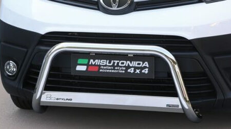 Kuvassa Lisävaloteline väliputkella Toyota Proace 2016-