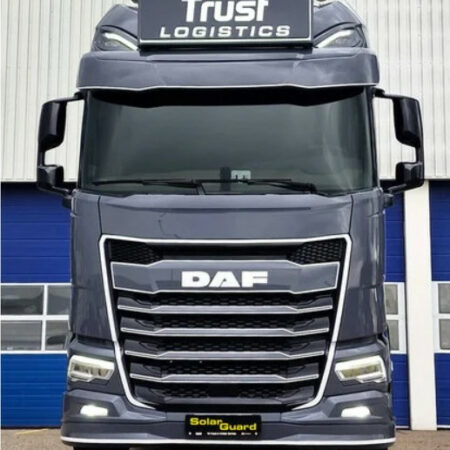 Kuvassa Aurinkolippa DAF New Generation XG+ (type 1)