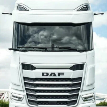 Aurinkolippa DAF New Generation XF