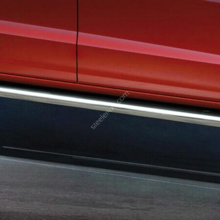 Kuvassa Steeler Suorat Kylkiputket VW Amarok 2009- 2022