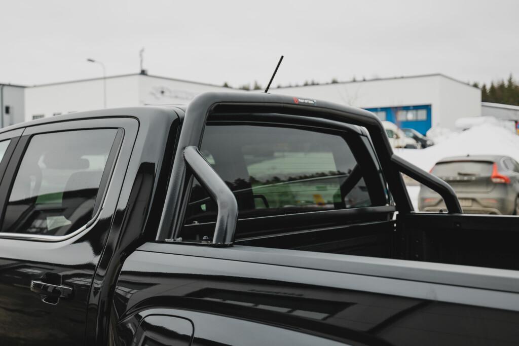 Kuvassa Lavakaari 76/60mm (lyhyet jalat) VW Amarok 2023-