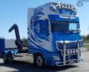Kuvassa Lisävaloteline katolle DAF XF106 2013-2023