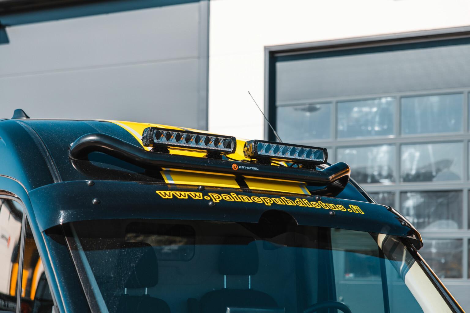 Kattovalotelineet pakettiautoihin