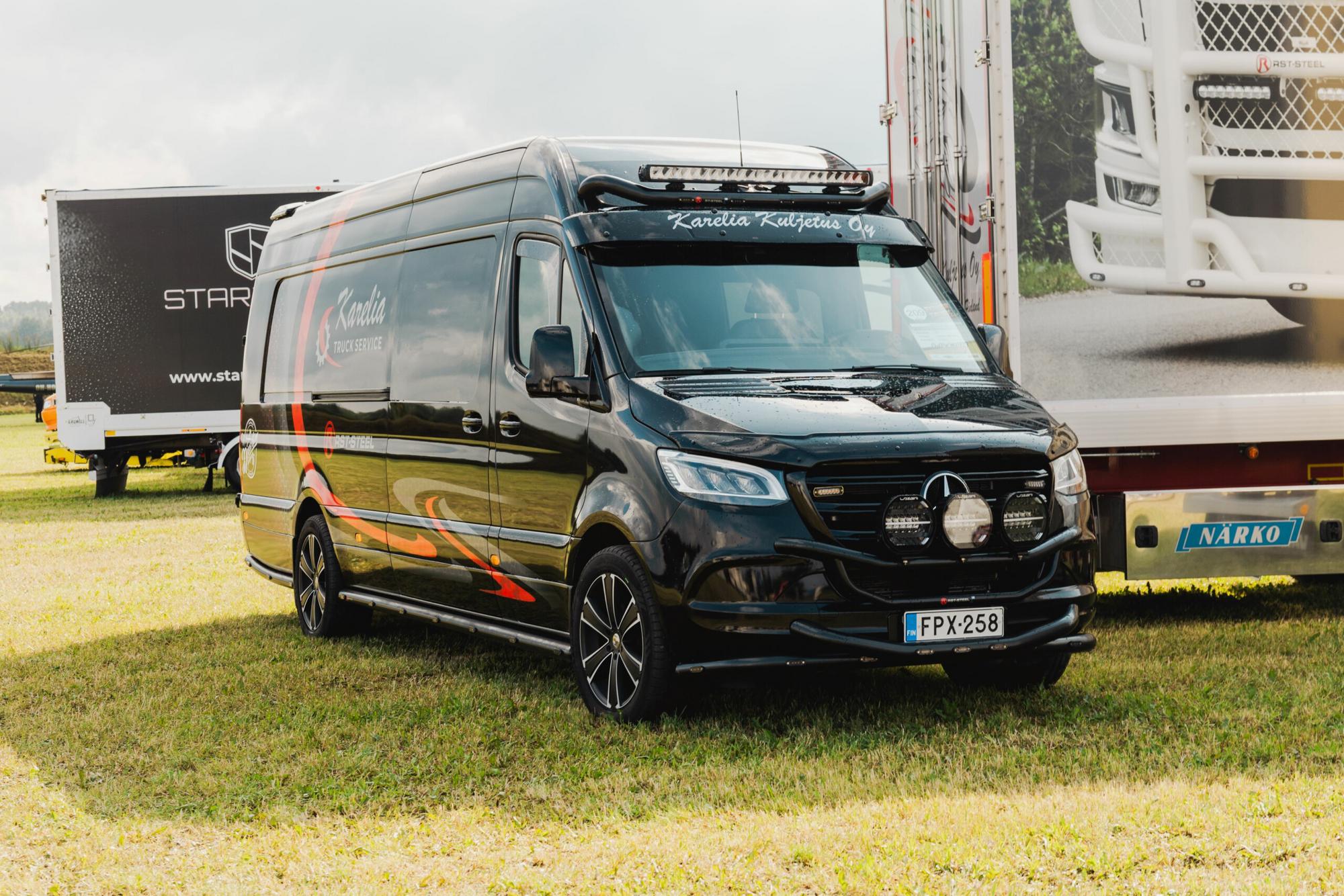 Leveämpi lisävaloteline katolle korkeakattoisiin pakettiautoihin Ø76mm - Image 2