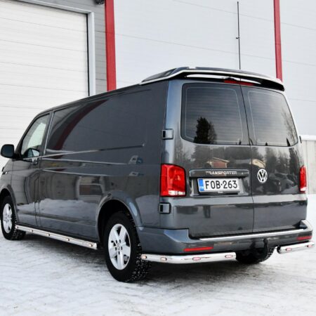 Kuvassa Takakulmaputket Volkswagen T6.1, LWB