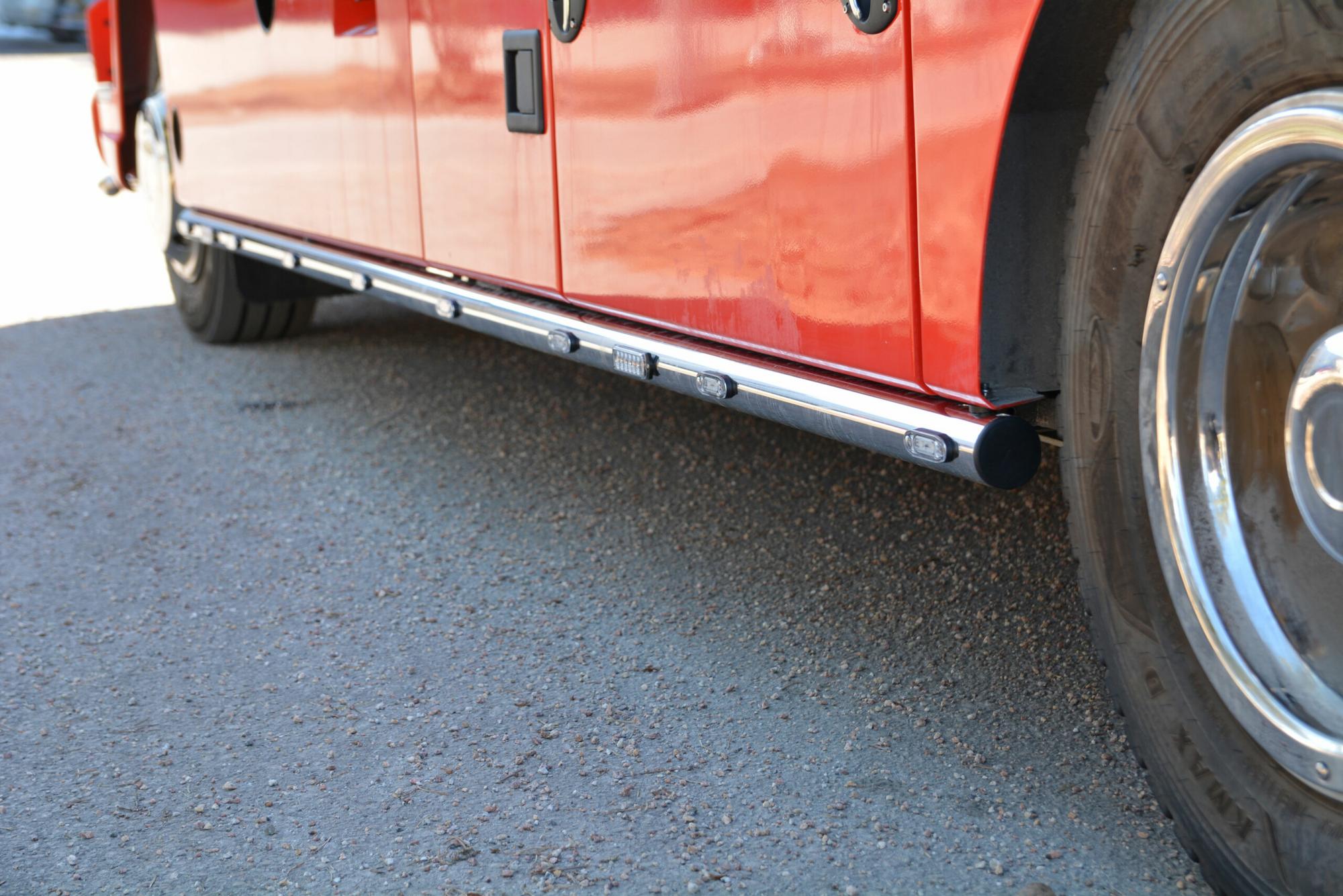 Sivuhelmaputket DAF LF hinausauto - Image 3