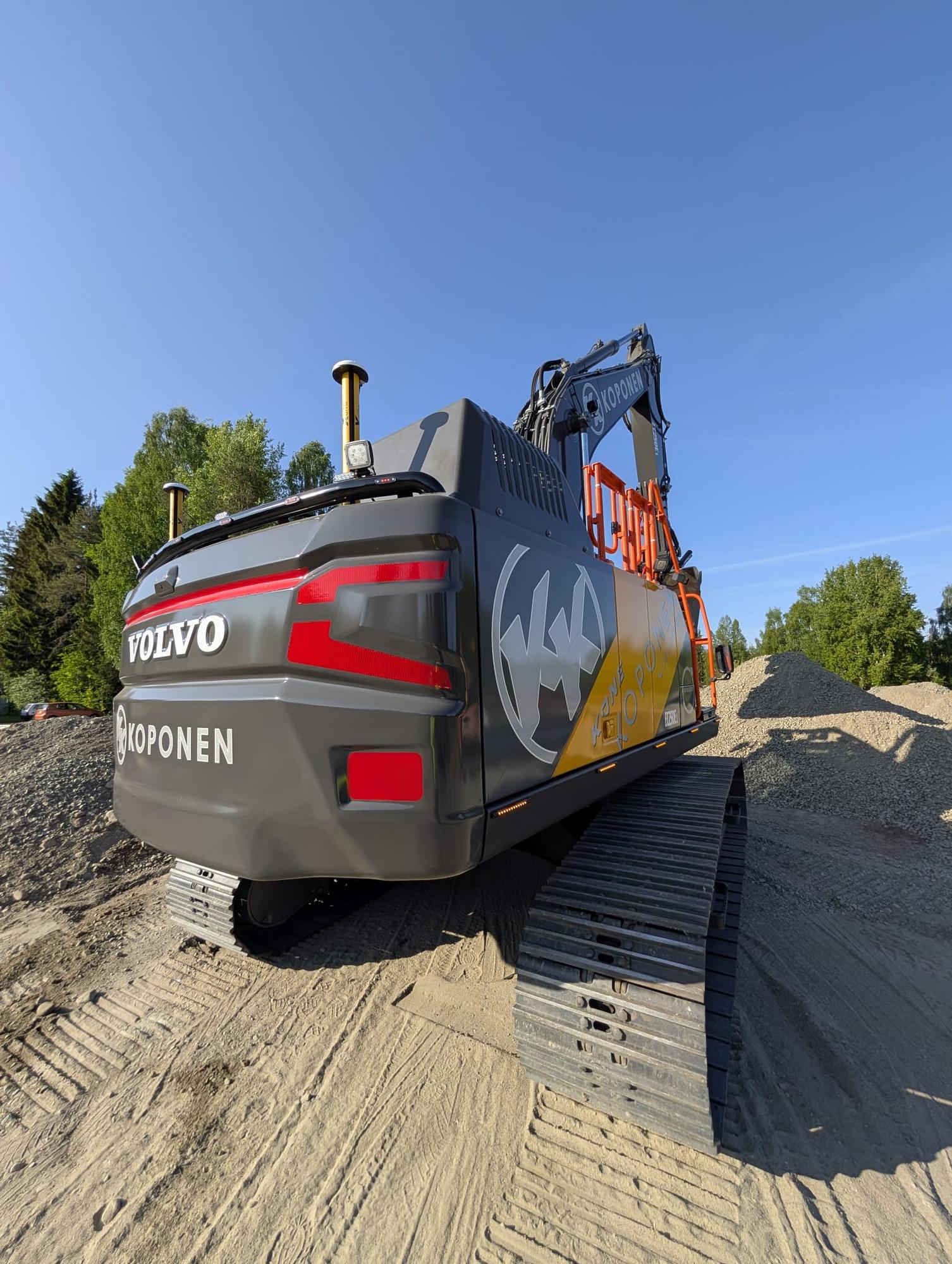 Valoteline taakse / peräpuntin päälle Volvo EC250EL 2021- - Image 2