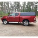 Kuvassa Farmikate Hilux 2016-2025 (ikkunamalli)