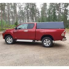 Kuvassa Farmikate Hilux 2016-2025 (ikkunamalli)