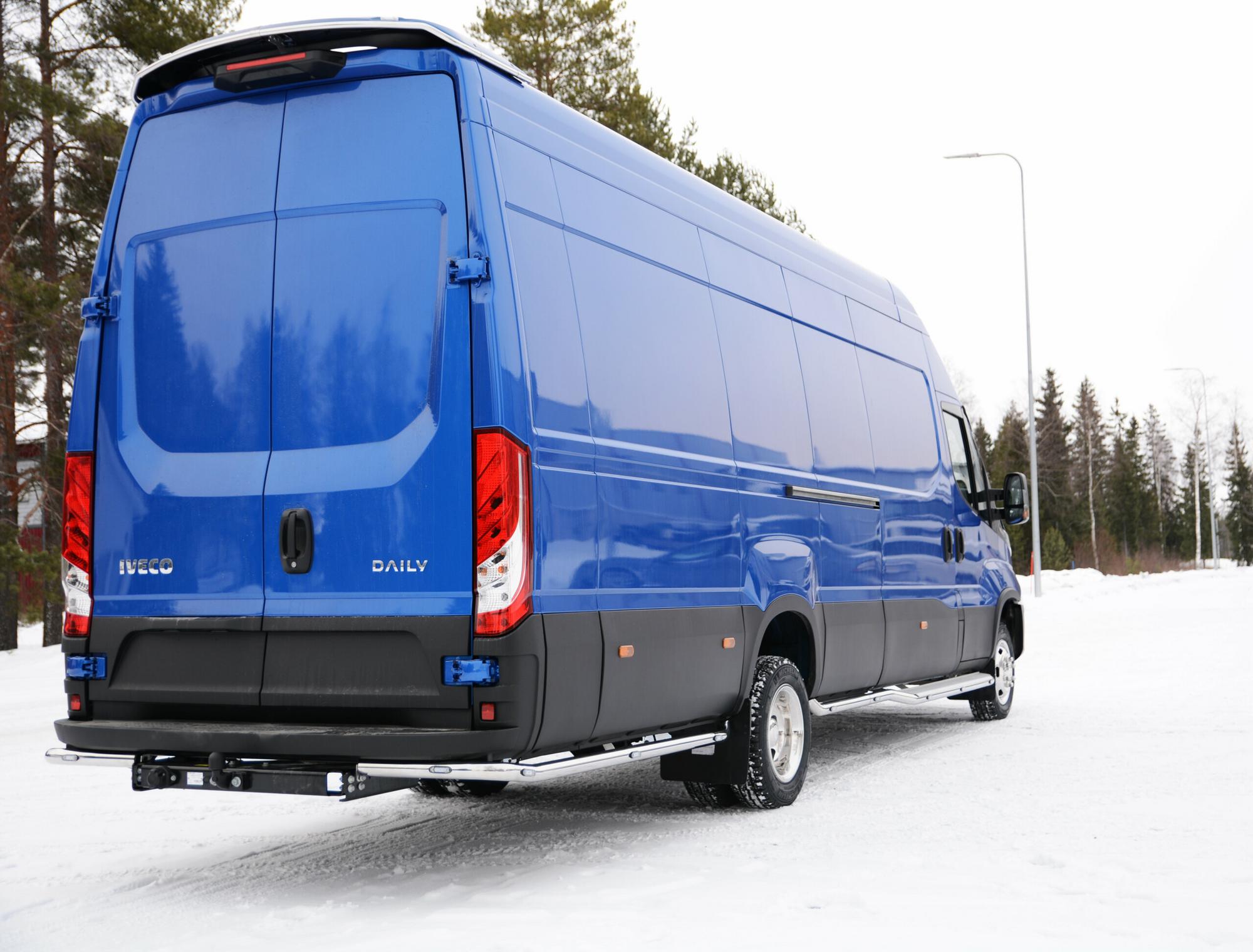 Takaputket Iveco Daily L4100L (paripyörillä) pisin malli 7540mm
