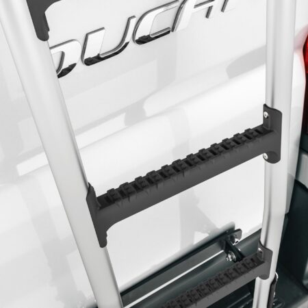 Kuvassa Takaovitikkaat VanLadder Mercedes Vito 2015-