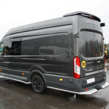 Kuvassa Takakulmaputket astimilla Ford Transit 2014- L4