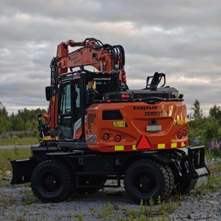 Valoteline taakse Hitachi ZX135W-7 (pyöräalustainen)