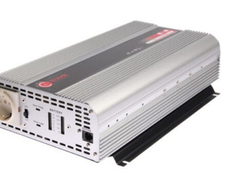 C-PWR Invertteri 2000W, 12V