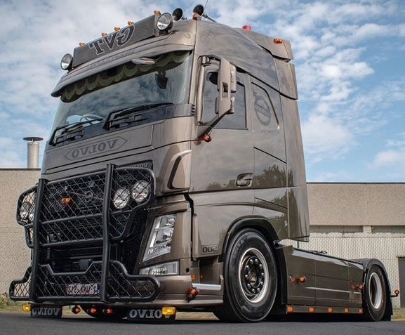 Karjapuskuri Freeway Volvo FH4 New 2021- Hypro