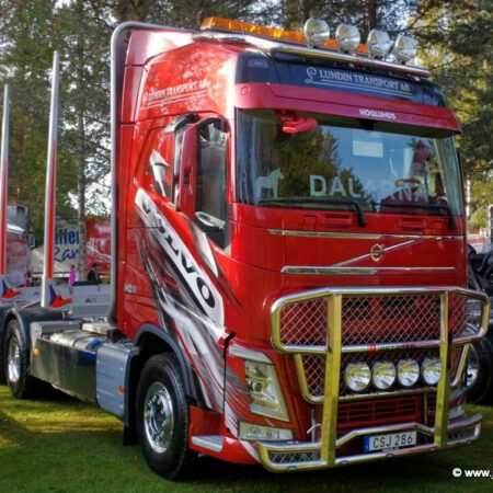 Karjapuskuri Freeway Volvo FH 2021-