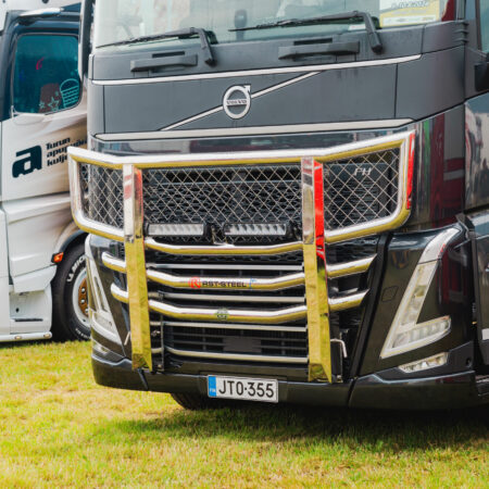 Karjapuskuri Dakar Volvo FH