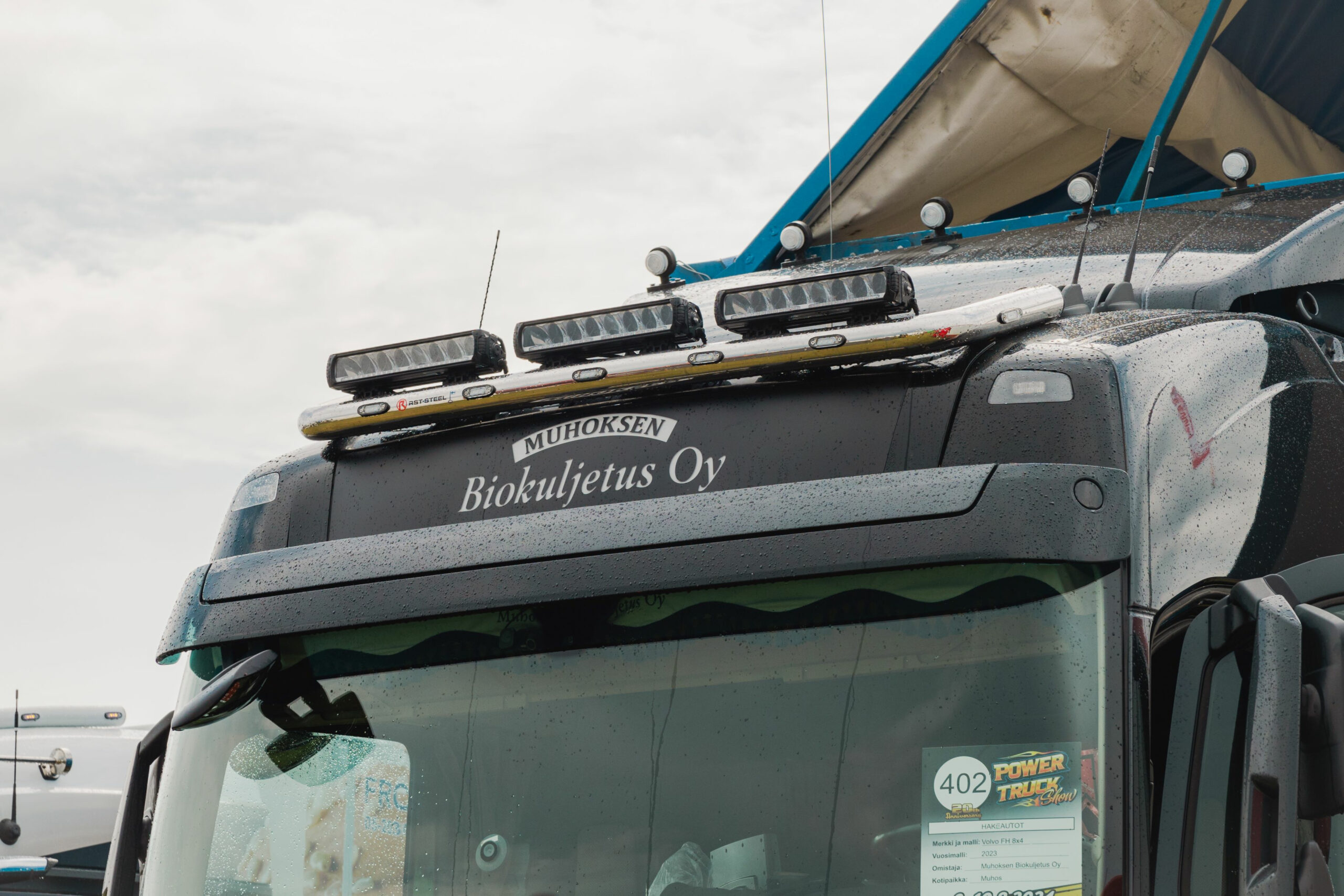 Lisävaloteline katolle Volvo FH4 Globetrotter/Globetrotter XL