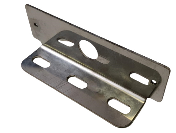 Kulmakiinnike tasovilkulle (rk 102mm)