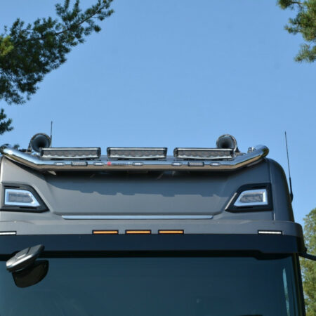 Lisävaloteline katolle sivujatkoilla (20HS12) Scania NG