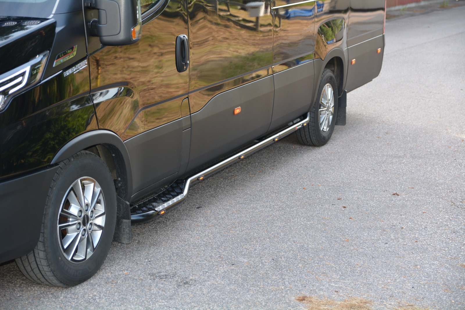 Kylkiputket astimilla Iveco Daily 2019- (LWB) (Ei paripyörät) - Image 3