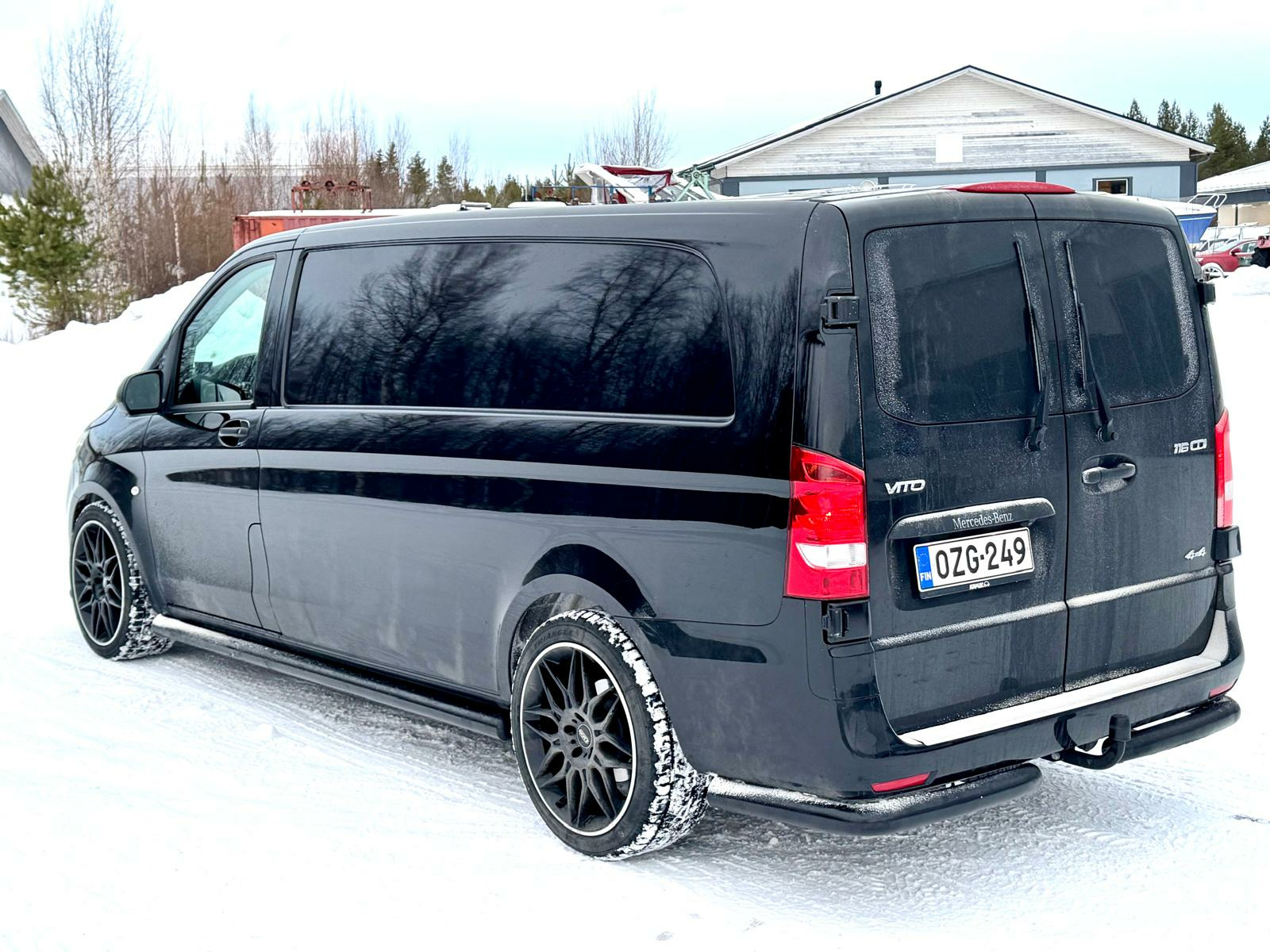 Takakulmaputket Mercedes-Benz Vito/ V-sarja 2014-2024 - Image 2