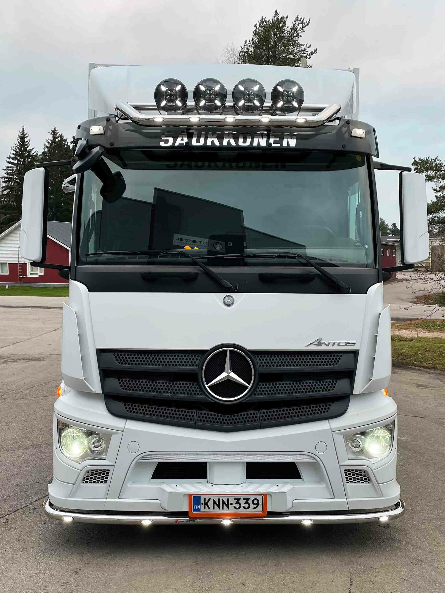 Etuhelmaputki MB Antos/Actros 2,3m, Jakeluauto - Image 2