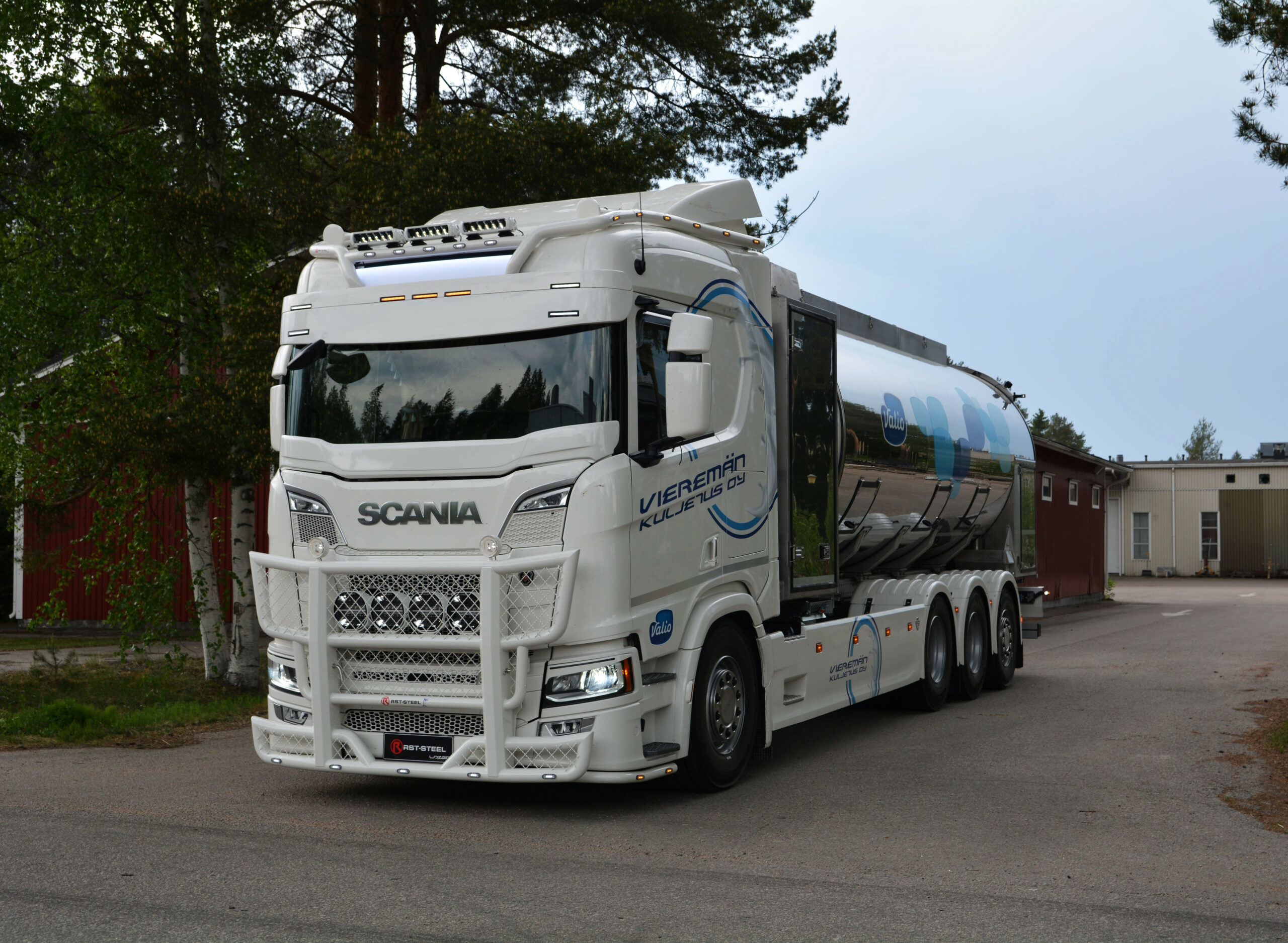 Valoteline katolle jatkoilla (20N) Scania NG 17- Norm