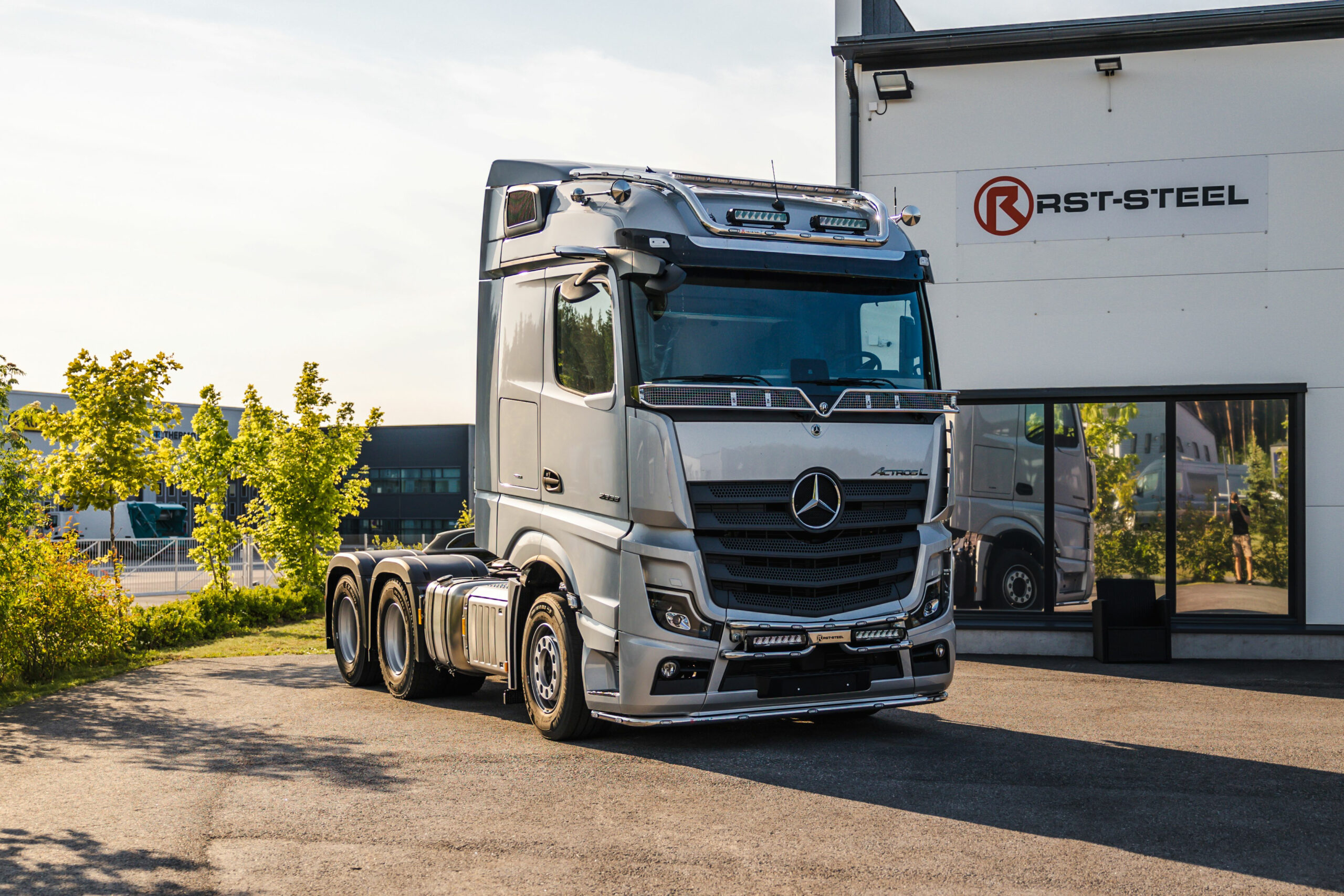 Etuhelmaputki MB Actros L 2,3 ja 2,5m - Image 3