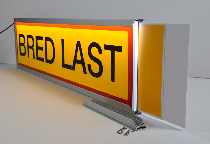 Erikoiskuljetuksen LED-Valokyltit TripleSign