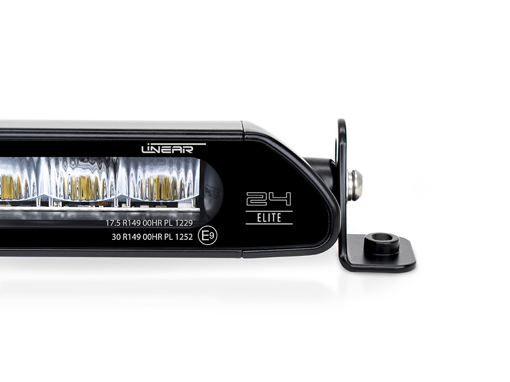 Lazer Grille Kit Ford Ranger Raptor 2018- Linear 24 Elite lisävalolla - Image 4