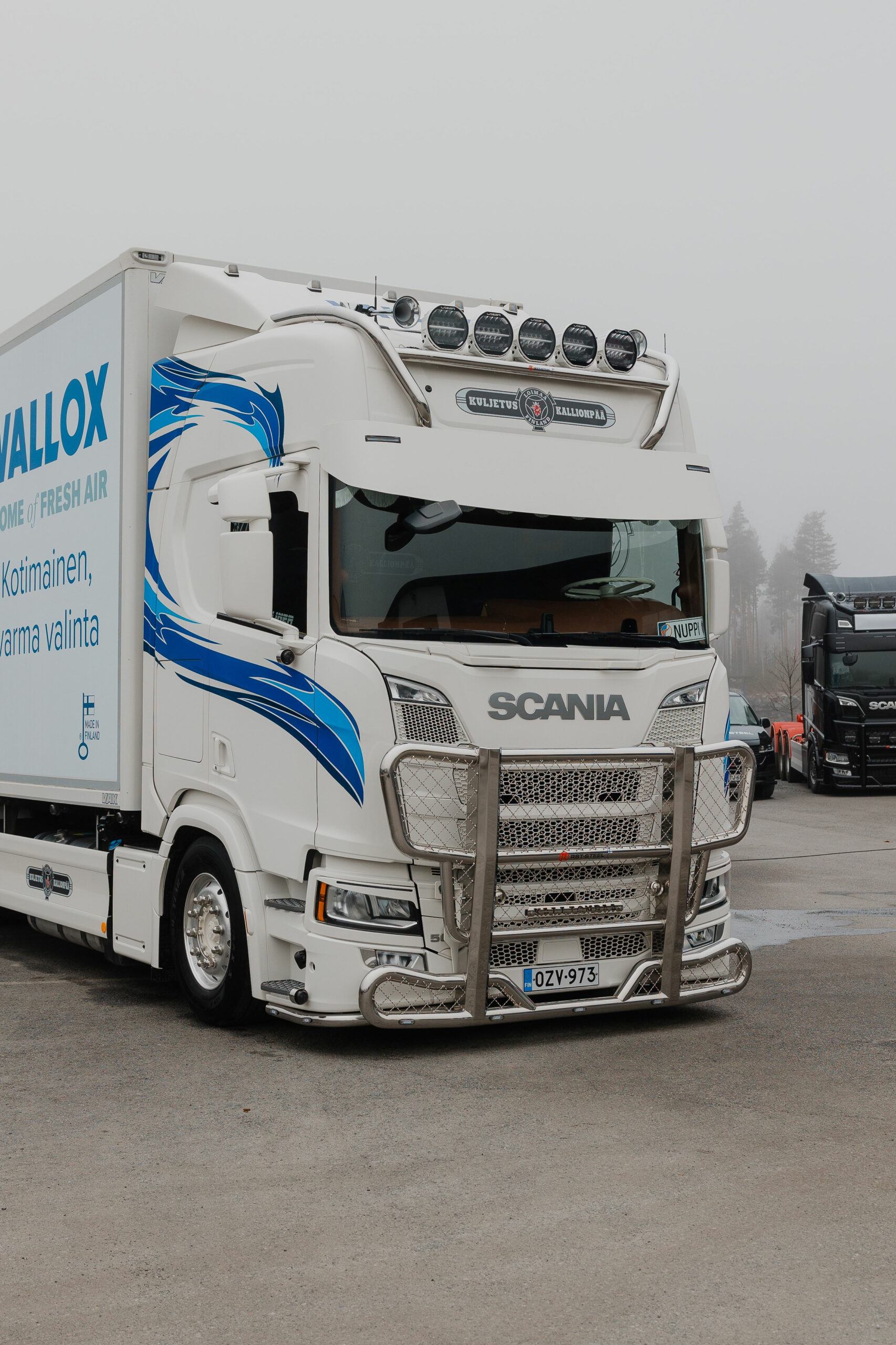 Lisävaloteline katolle jatkoilla (20H) Scania NG 2017 Highline