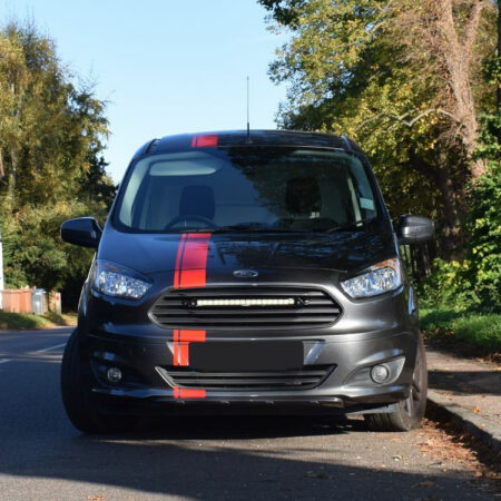 Lazer Grille Kit Ford Transit Courier 2014- Linear 18 lisävaloilla