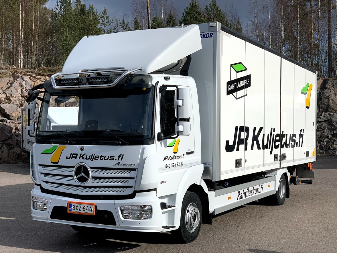 Lisävaloteline katolle MB Atego ClassicSpace 2,3m