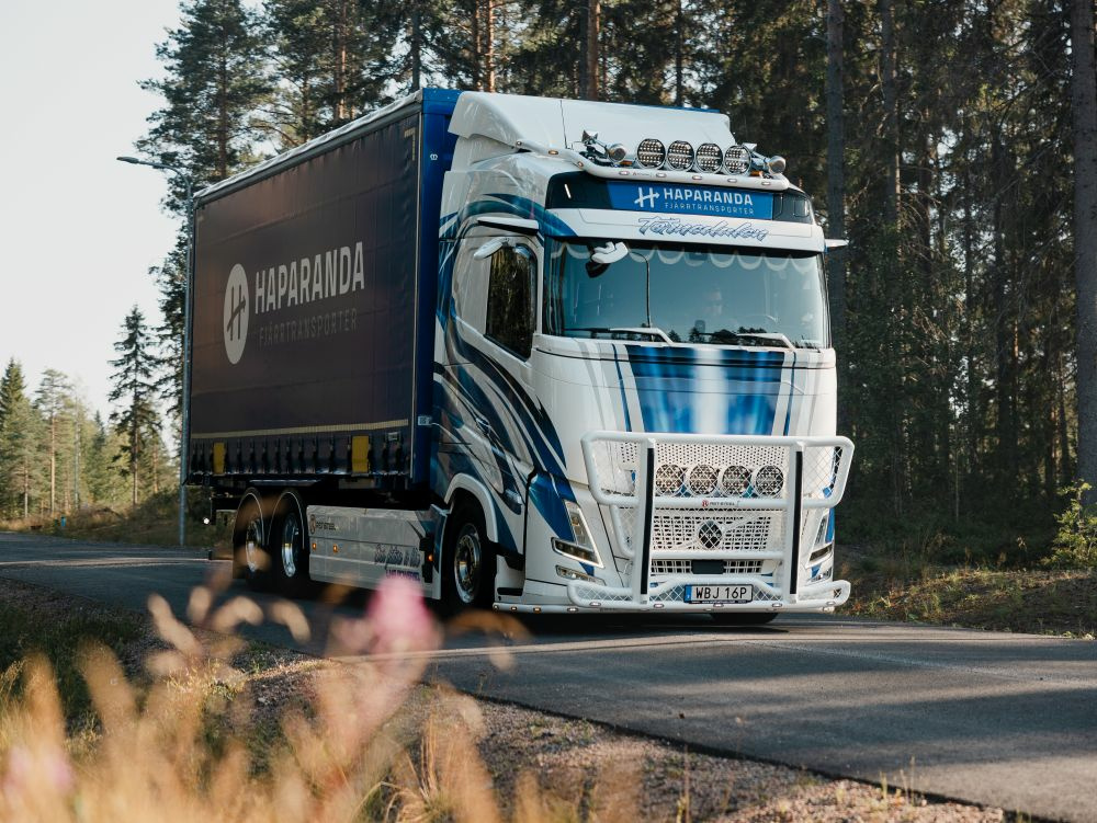 Karjapuskuri Freeway Volvo FH AERO 2024- - Image 3