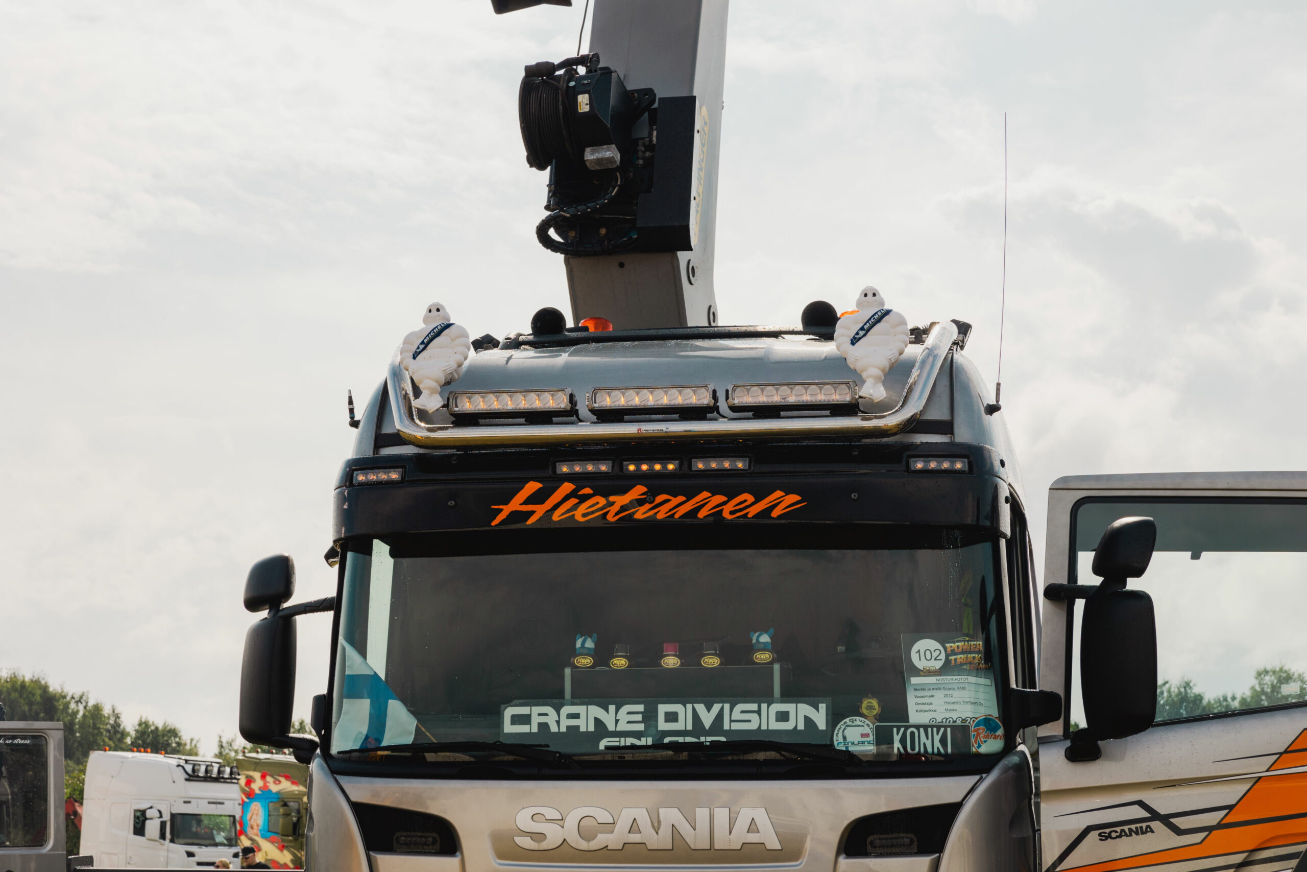 Lisävaloteline katolle Scania Highline 2005-2016 - Image 3